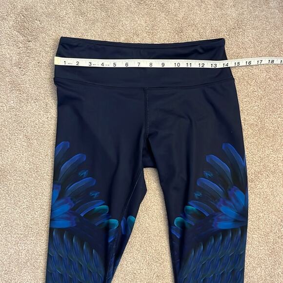 Alo Yoga Airbrushed Feather Leggings Size S Blue Green Anthropologie - Picture 7 of 9